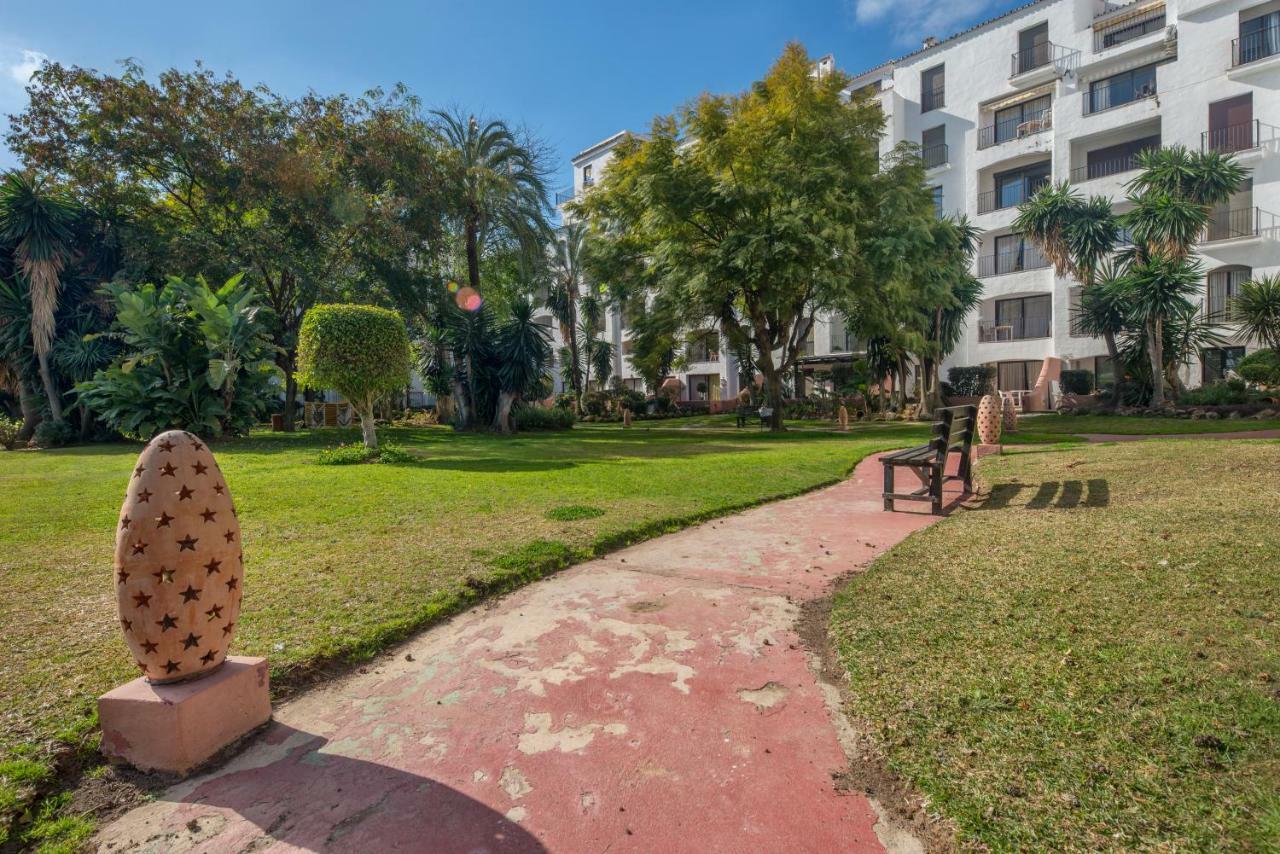 Jardines Del Puerto Apartamento Marbella Exterior foto